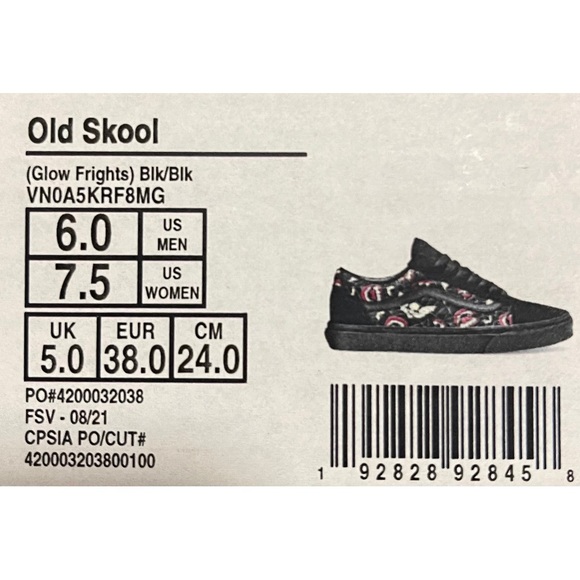 Vans Glow Fright Old Skool Vampire Halloween Shoes NWT - Picture 7 of 8